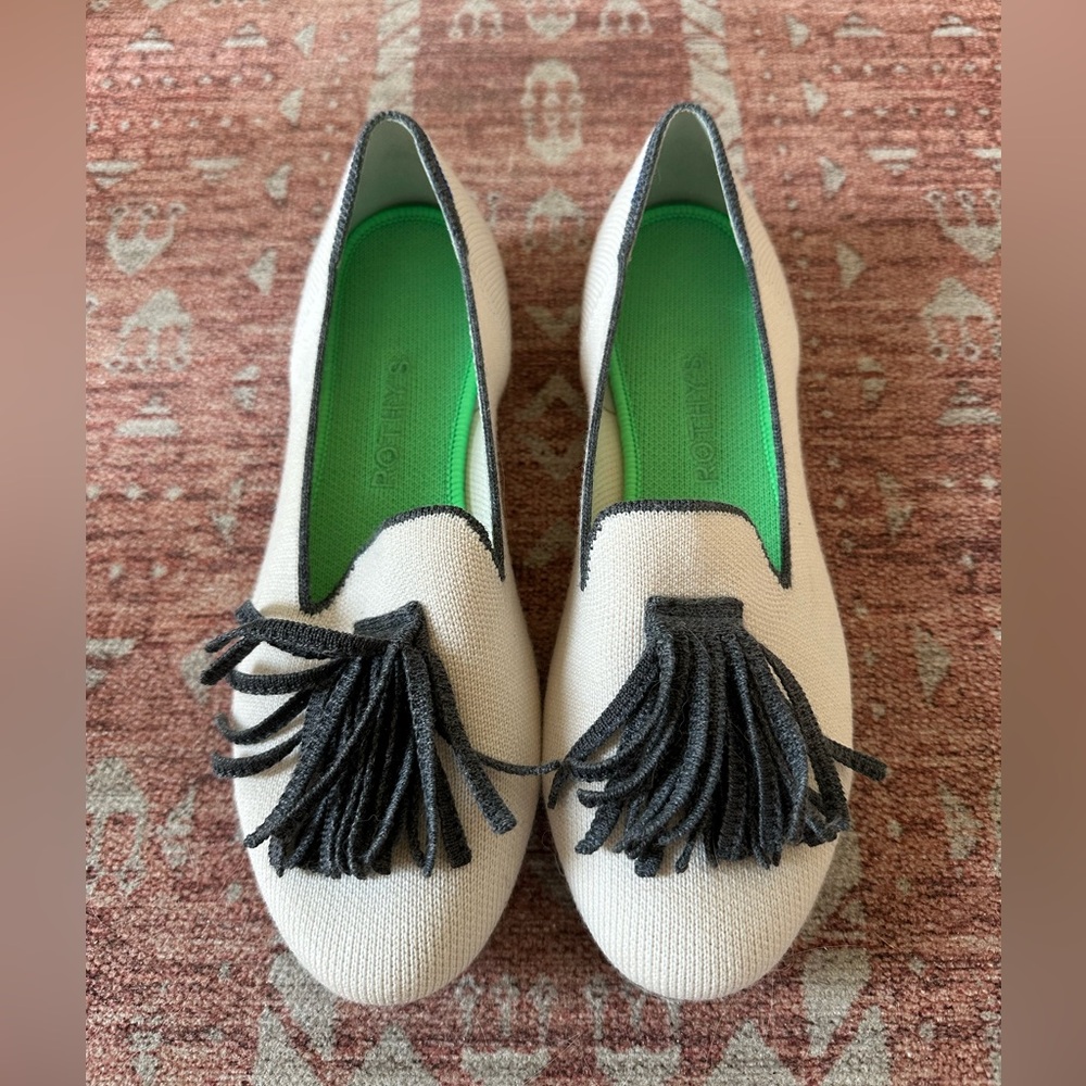 Rothy’s Merino Tassel Loafer Size 7 Limited Edition White Grey Retired